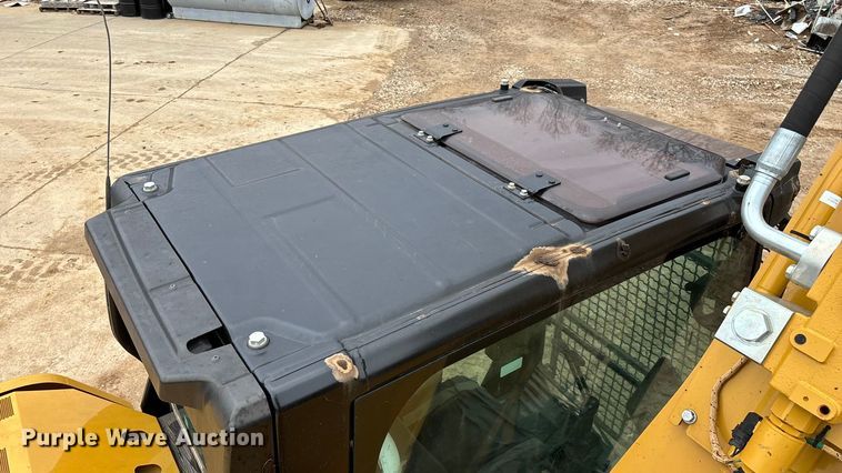 image for item DW3376 2022 Caterpillar 325 excavator