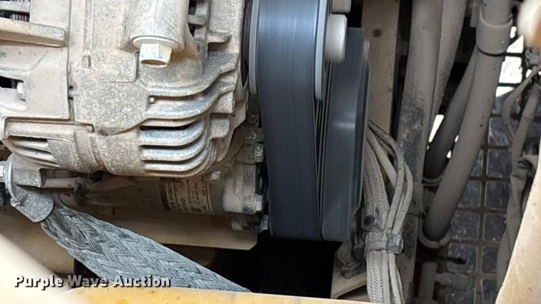 image for item DW3376 2022 Caterpillar 325 excavator