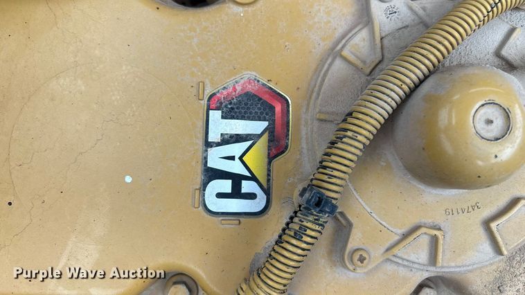 image for item DW3376 2022 Caterpillar 325 excavator