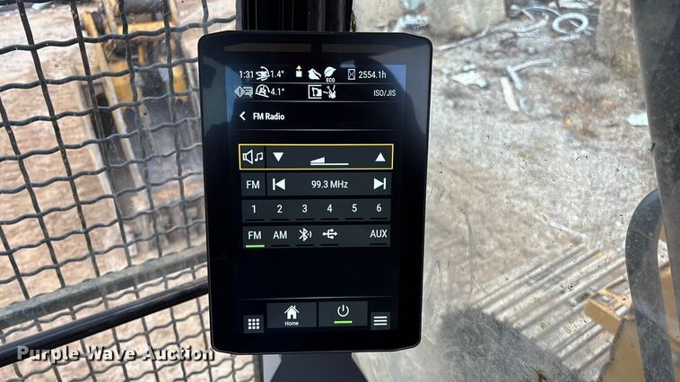 image for item DW3376 2022 Caterpillar 325 excavator