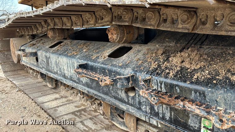 image for item DW3376 2022 Caterpillar 325 excavator