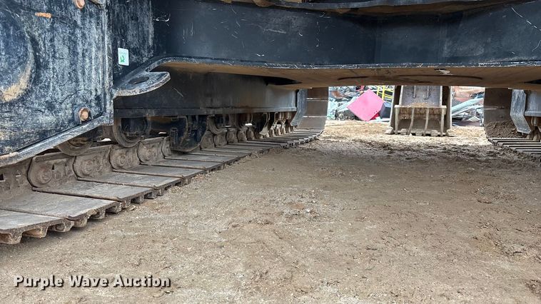 image for item DW3376 2022 Caterpillar 325 excavator