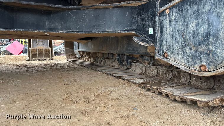 image for item DW3376 2022 Caterpillar 325 excavator