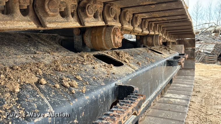 image for item DW3376 2022 Caterpillar 325 excavator