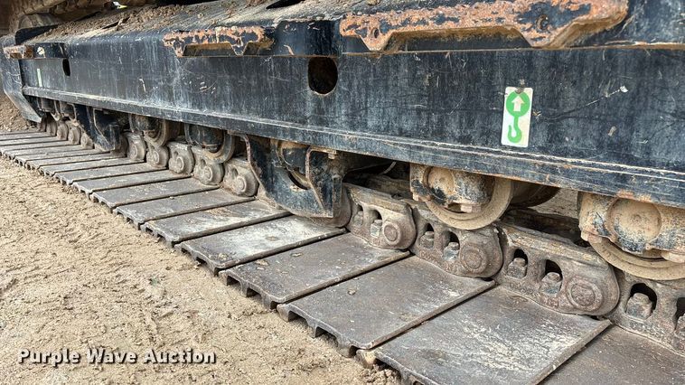 image for item DW3376 2022 Caterpillar 325 excavator