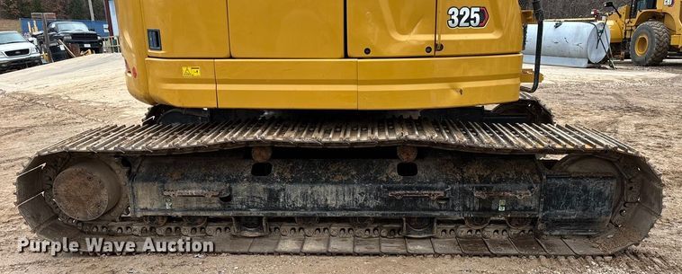 image for item DW3376 2022 Caterpillar 325 excavator