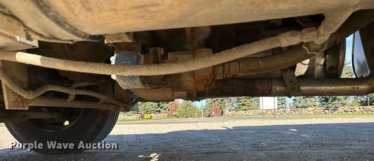 image for item DW4270 1994 Mack RD690S box truck