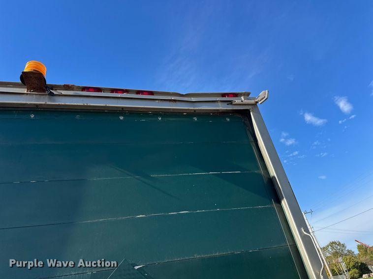 image for item DW4270 1994 Mack RD690S box truck