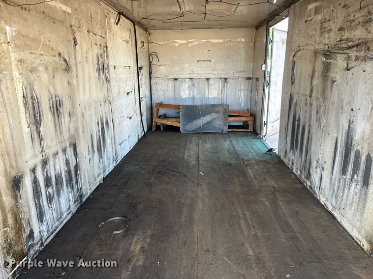 image for item DW4270 1994 Mack RD690S box truck