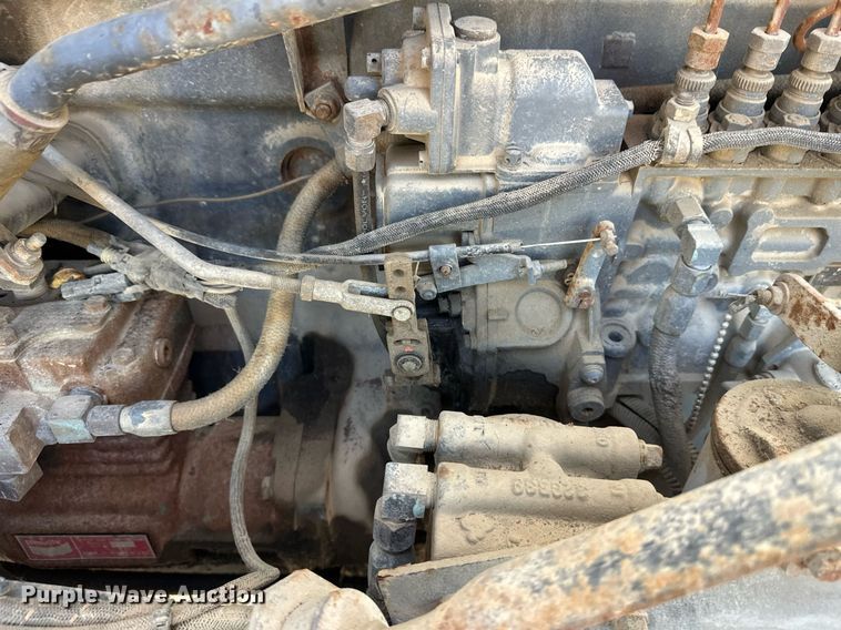 image for item DW4270 1994 Mack RD690S box truck