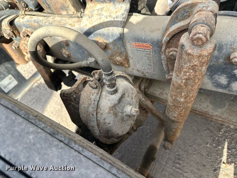 image for item DW4270 1994 Mack RD690S box truck