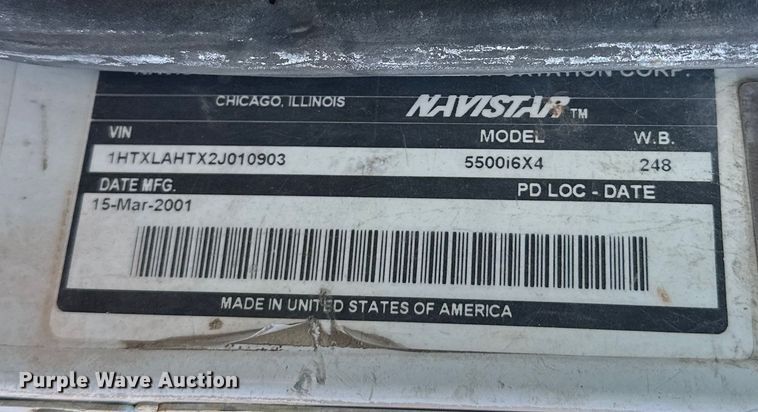 image for item DW4340 2002 International 5500i ready mix truck