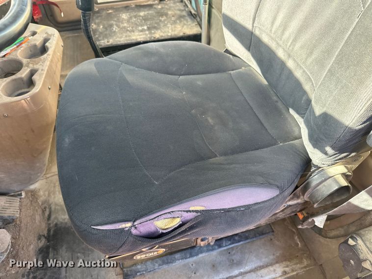 image for item DW4341 2004 International 5500i ready mix truck