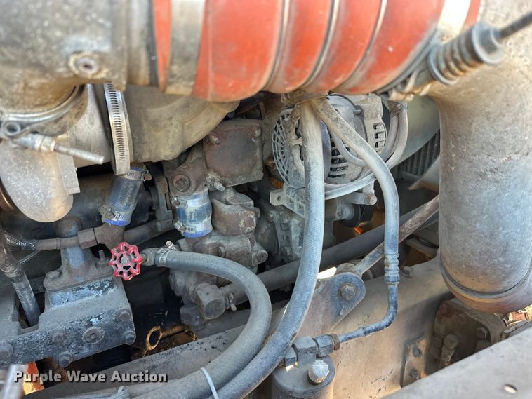 image for item DW4341 2004 International 5500i ready mix truck