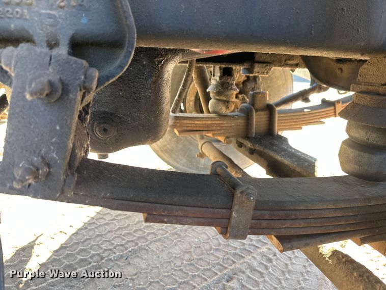 image for item DW4341 2004 International 5500i ready mix truck