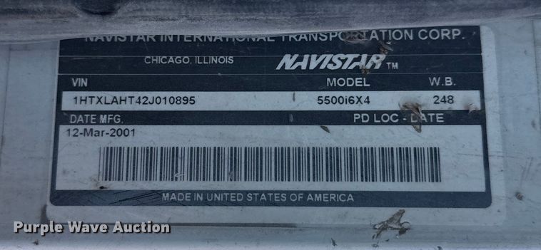 image for item DW4342 2002 International 5500i ready mix truck