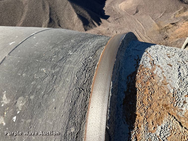 image for item DW4345 2000 International 5500i ready mix truck