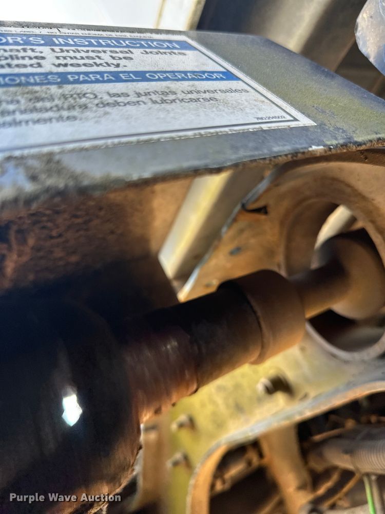 image for item DW4347 2004 Sterling L9500 ready mix truck