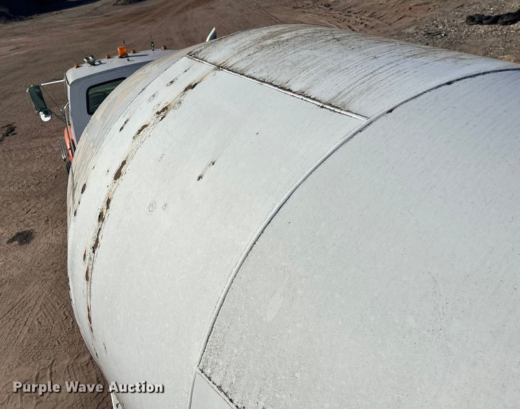 image for item DW4347 2004 Sterling L9500 ready mix truck