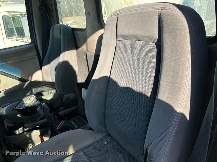 image for item DW4347 2004 Sterling L9500 ready mix truck