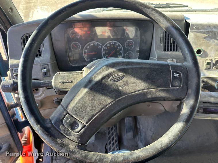 image for item DW4347 2004 Sterling L9500 ready mix truck