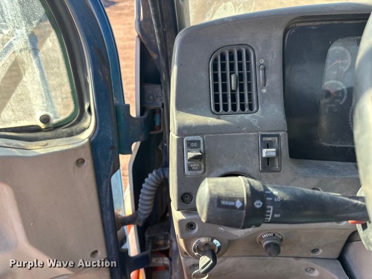 image for item DW4347 2004 Sterling L9500 ready mix truck