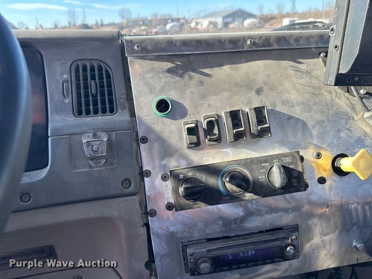 image for item DW4347 2004 Sterling L9500 ready mix truck