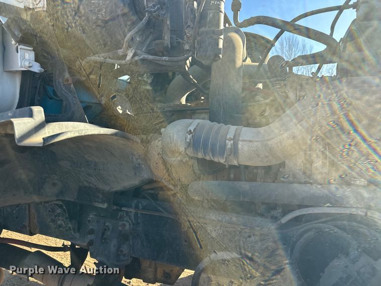 image for item DW4347 2004 Sterling L9500 ready mix truck