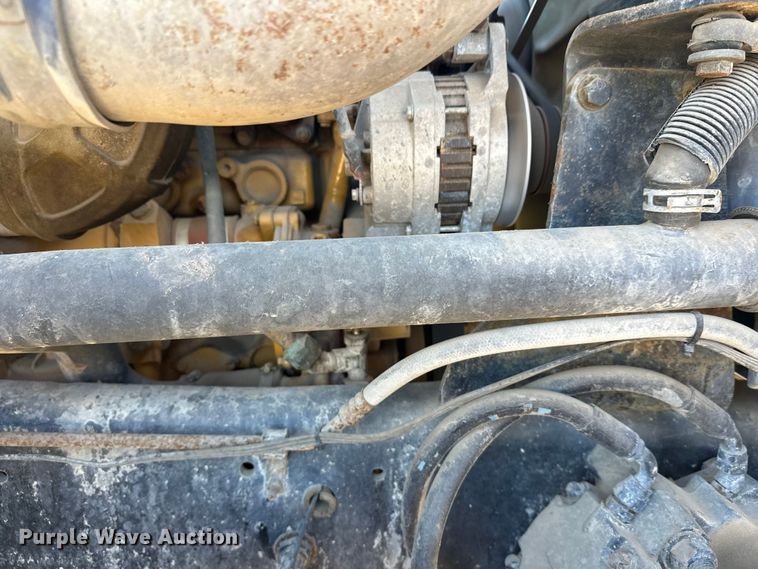 image for item DW4347 2004 Sterling L9500 ready mix truck