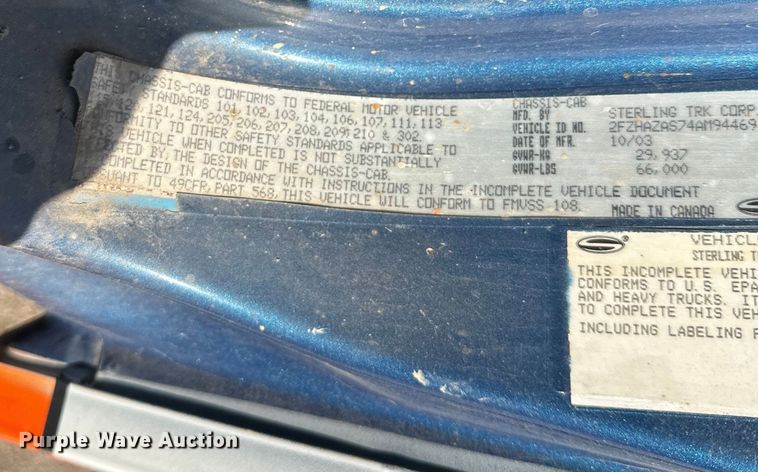 image for item DW4347 2004 Sterling L9500 ready mix truck