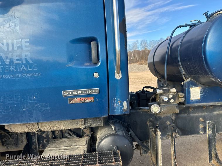 image for item DW4349 2003 Sterling L-Line ready mix truck