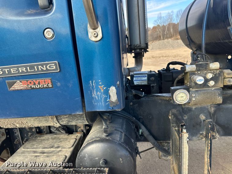 image for item DW4349 2003 Sterling L-Line ready mix truck