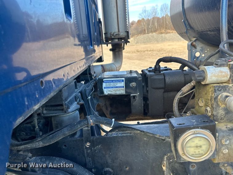 image for item DW4349 2003 Sterling L-Line ready mix truck