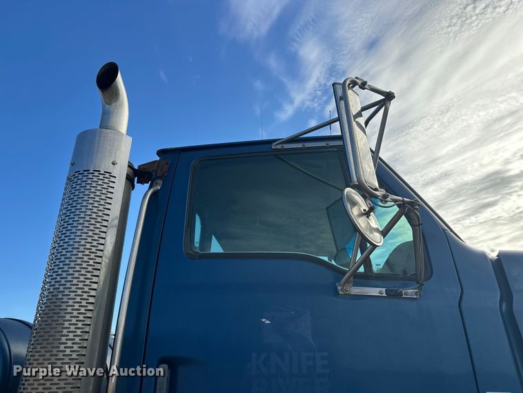 image for item DW4349 2003 Sterling L-Line ready mix truck