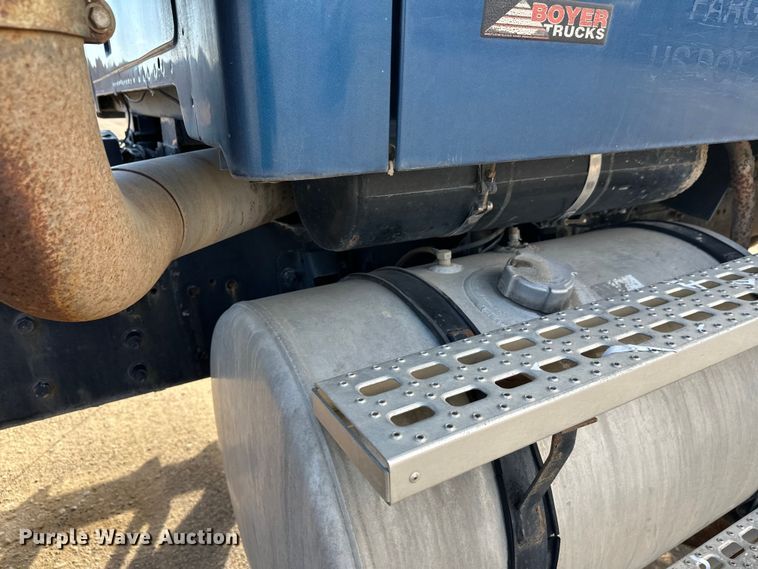 image for item DW4349 2003 Sterling L-Line ready mix truck