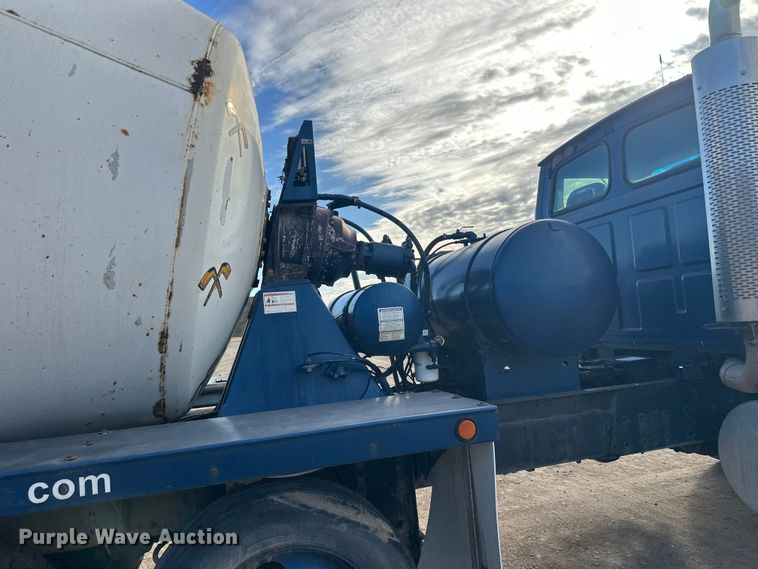 image for item DW4349 2003 Sterling L-Line ready mix truck