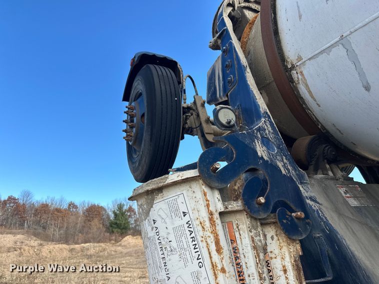 image for item DW4349 2003 Sterling L-Line ready mix truck