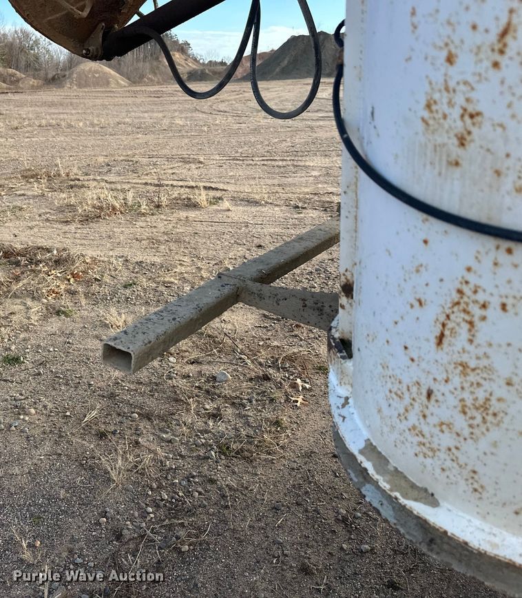 image for item DW4349 2003 Sterling L-Line ready mix truck