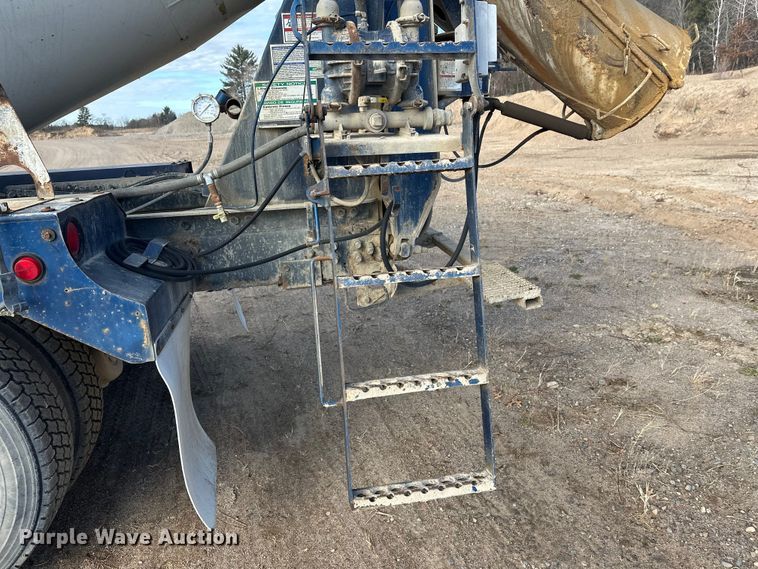 image for item DW4349 2003 Sterling L-Line ready mix truck