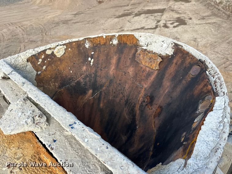 image for item DW4349 2003 Sterling L-Line ready mix truck