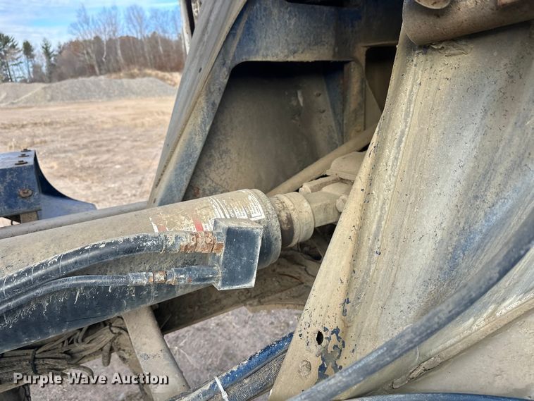 image for item DW4349 2003 Sterling L-Line ready mix truck