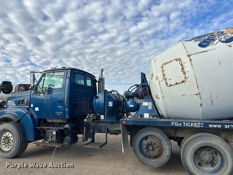 image for item DW4349 2003 Sterling L-Line ready mix truck