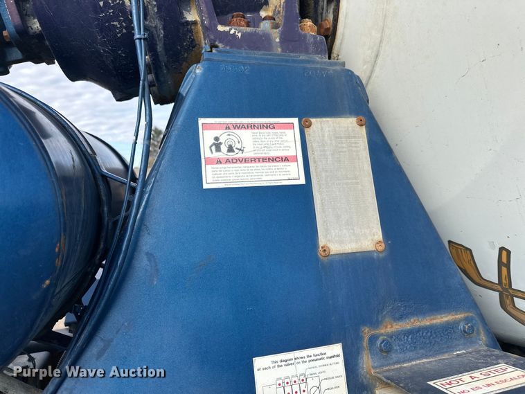 image for item DW4349 2003 Sterling L-Line ready mix truck