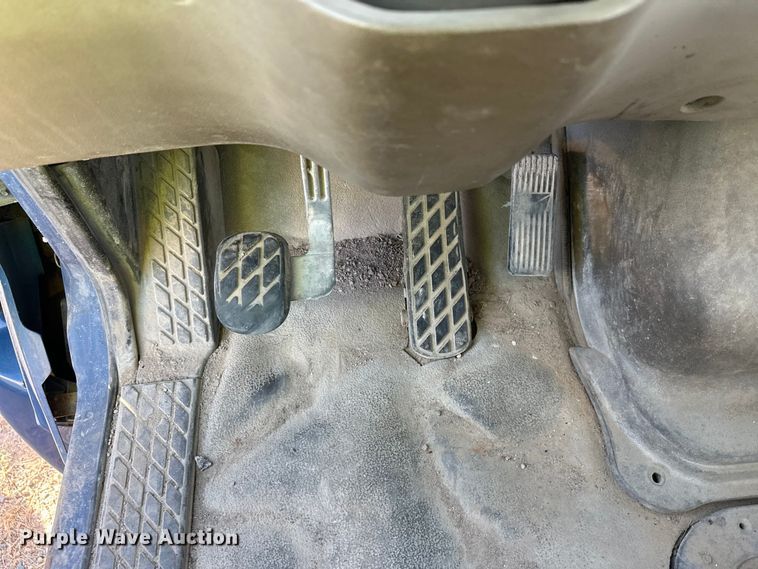 image for item DW4349 2003 Sterling L-Line ready mix truck