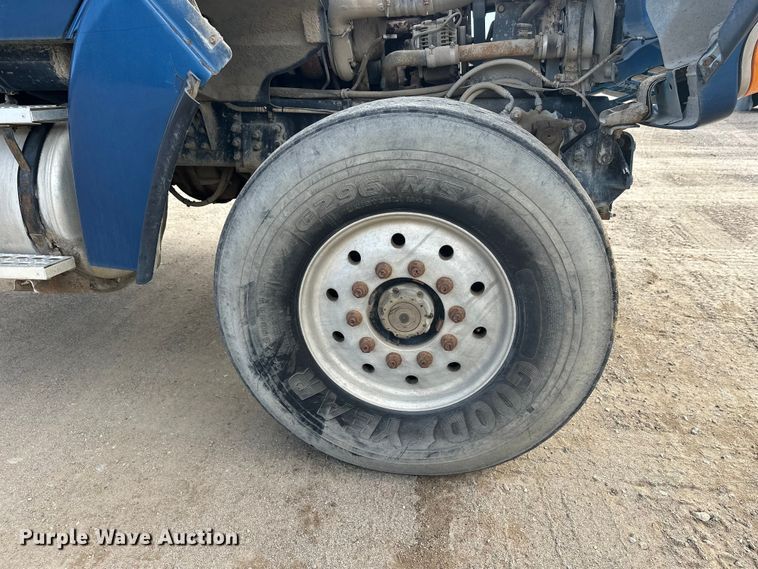 image for item DW4349 2003 Sterling L-Line ready mix truck