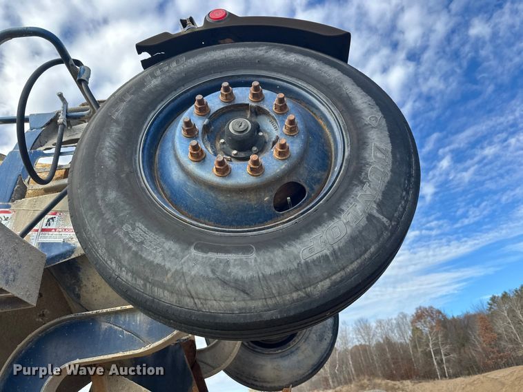 image for item DW4349 2003 Sterling L-Line ready mix truck