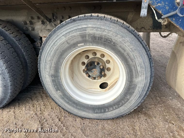 image for item DW4349 2003 Sterling L-Line ready mix truck