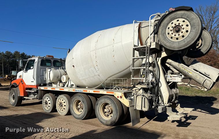 image for item DW4366 2006 Sterling L-Line ready mix truck