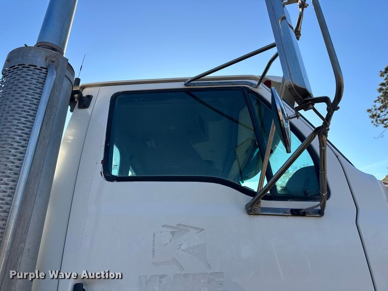 image for item DW4366 2006 Sterling L-Line ready mix truck