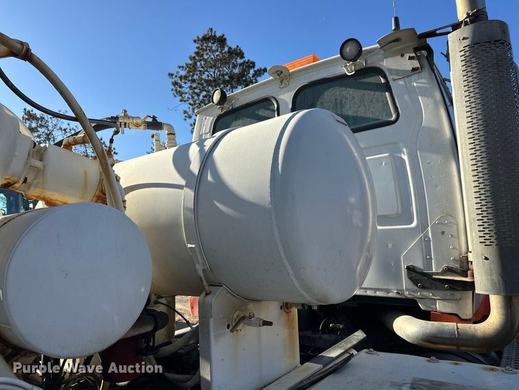 image for item DW4366 2006 Sterling L-Line ready mix truck